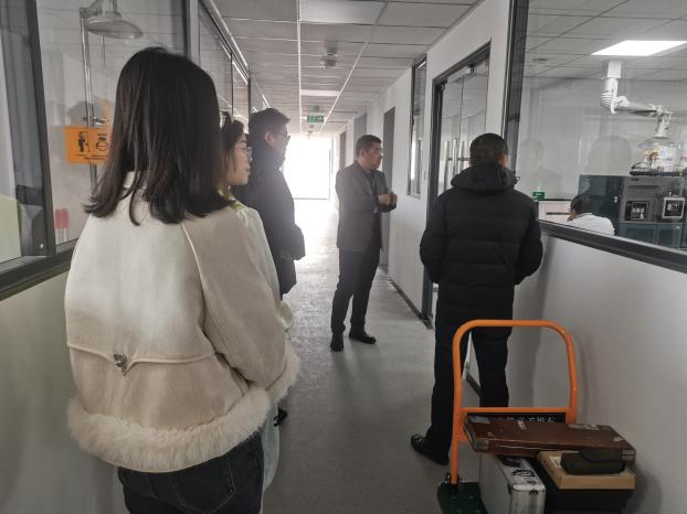 公司對萊陽兩家食品檢測機構(gòu)進行實地考察